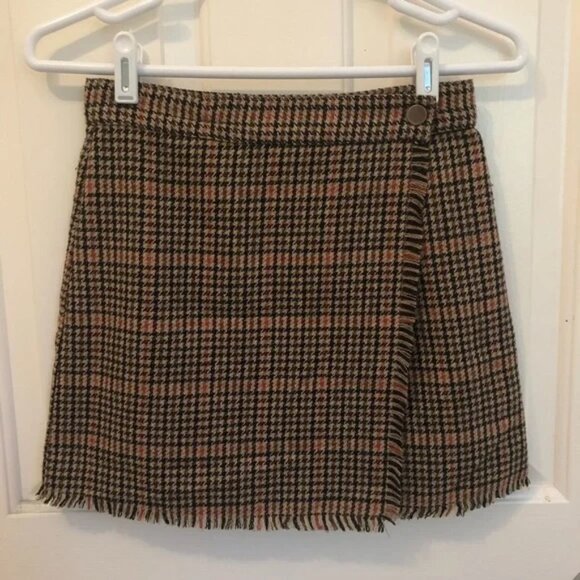 Urban Outfitters Plaid Houndstooth Wrap Mini Skirt - Picture 3 of 7